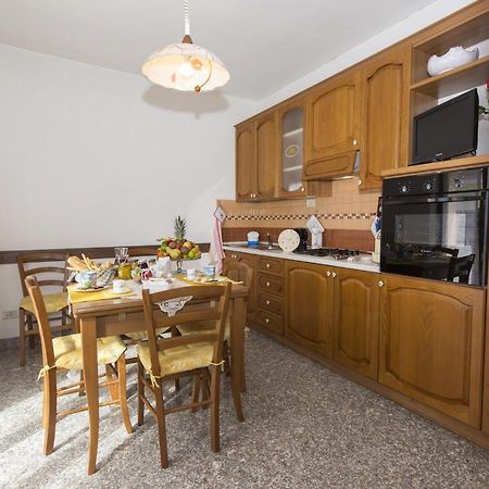 A Letto Nell'Arte Apartment Ascoli Piceno Exterior photo